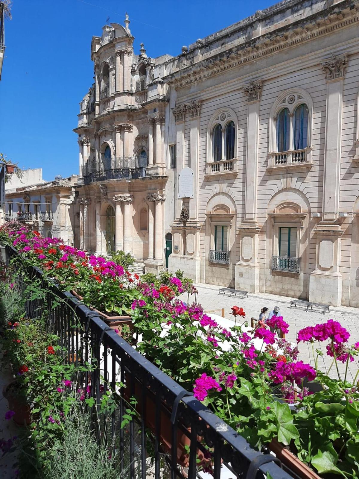 Casa Vacanze San Matteo Scicli Eksteriør billede